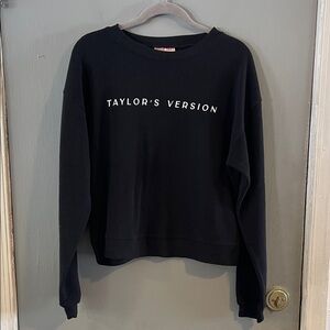 Taylor Swift “Taylor’s Version” Crew Neck Black Pull Over Sweat Shirt Women SZ S